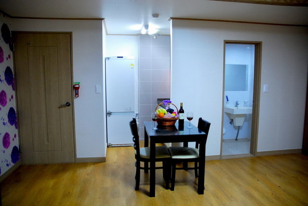 Jungmun Resort Jeju Сеогвипо Екстериор снимка