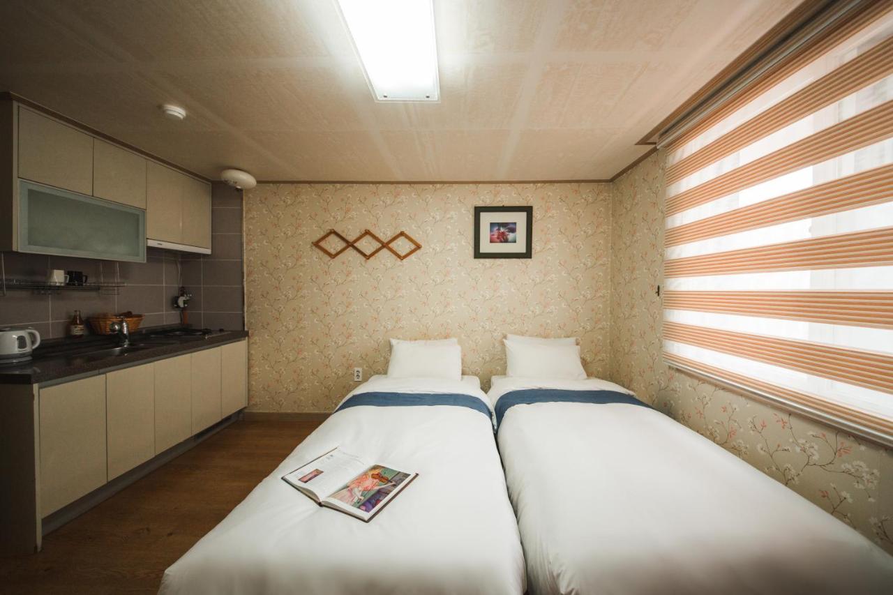 Jungmun Resort Jeju Сеогвипо Екстериор снимка